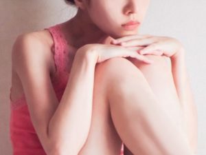 写真：体操座り